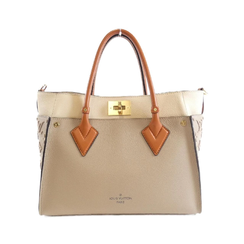 Túi Louis Vuitton On My Side MM M53825 618689