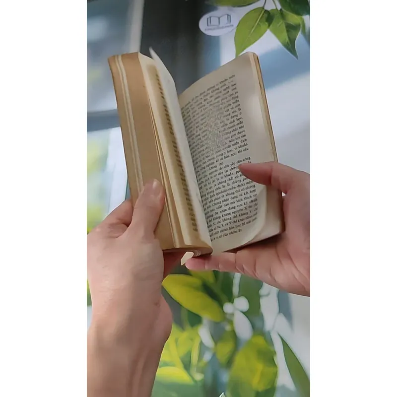 [MIỄN PHÍ BỌC SÁCH] Tôi hay không phải tôi (1987) - Rem Pêtrôp 607745