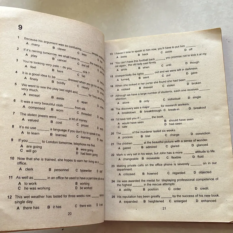 Bài tập trắc nghiệm Tiếng Anh / Vĩnh Bá 681266