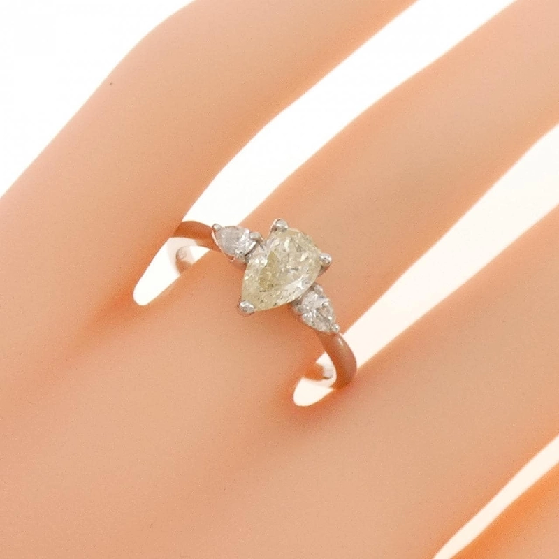 Nhẫn kim cương PT900 1.027CT 669865