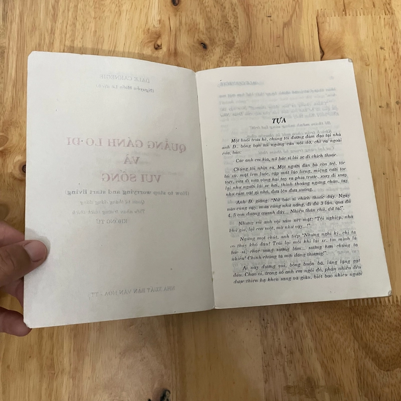 II Tựa sách: Quẳng Gánh Lo Đi Và Vui Sống - Dale Carnegie - Nguyễn Hiến Lê (Dịch) - 1999 473218