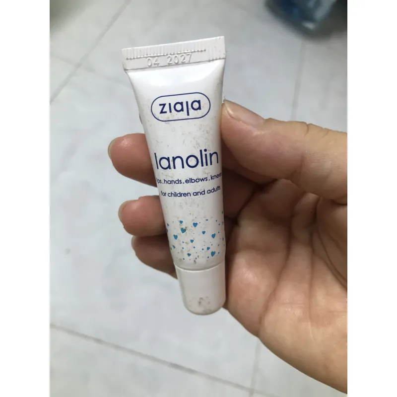 Kem làm mềm giảm nứt đầu ti ( tại nhà thuốc BV Hùng Vương ) 800303