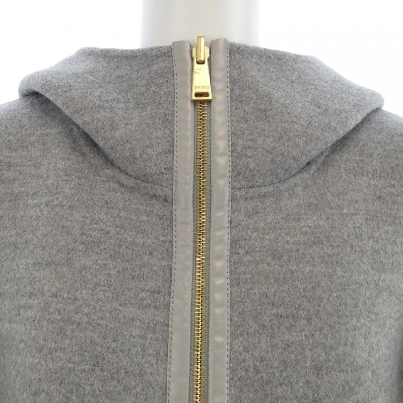 FENDI FF motif FJ6993 A5HD áo khoác 628831