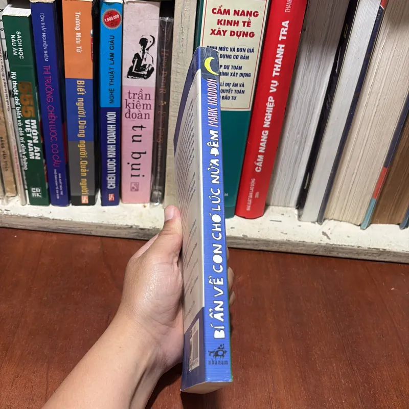 II Truyện Trinh Thám: Bí Ấn Về Con Chó Lúc Nửa Đêm - MARK HADDON - 2009 755404