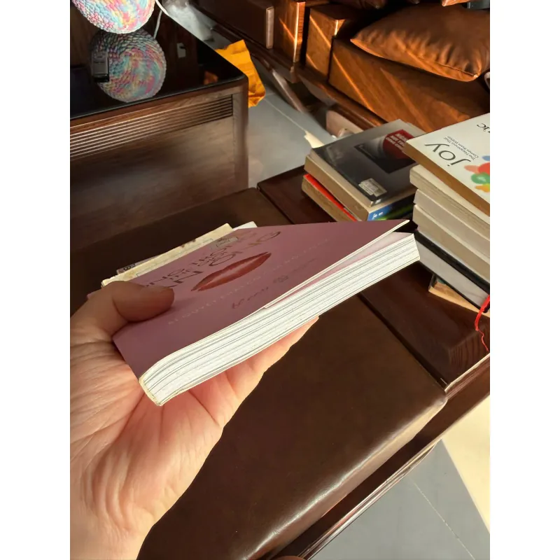 Sống Trong Thế Giới Đàn Ông – Vũ Nguyễn Hà Anh- K2 992898