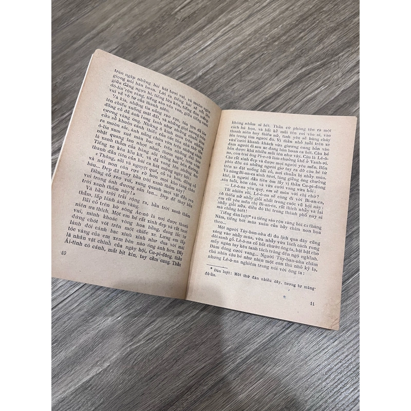 📖 Lê-ô-na đờ Vanh-xi  (bản in năm 1976) 526042