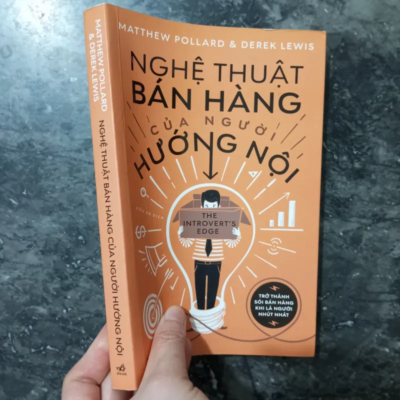 Sách Nghệ thuật bán hàng cho người hướng nội - Matthew Pollard mới 90% 975412