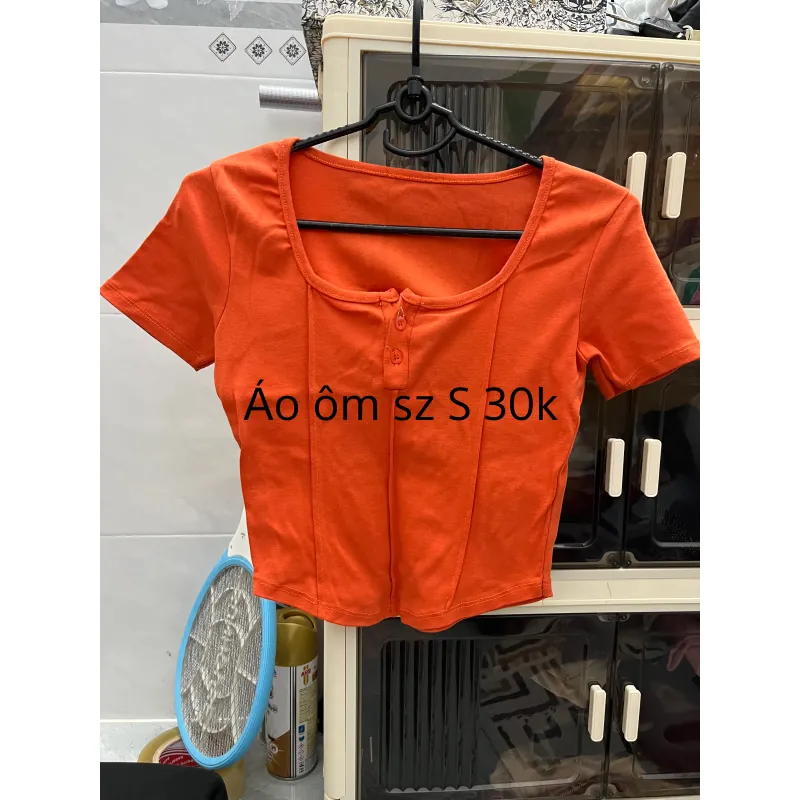 Áo ôm màu cam 25k 792595