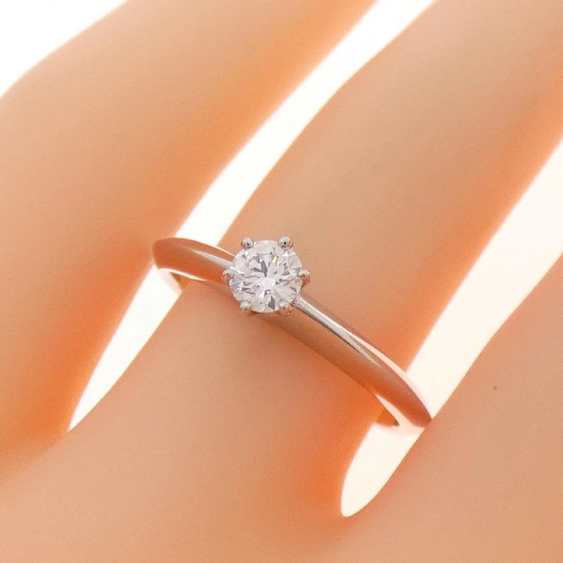 Nhẫn Solitaire Classic Tiffany 0.21CT G VS1 3EXT - Hàng hiệu Chính hãng 840149