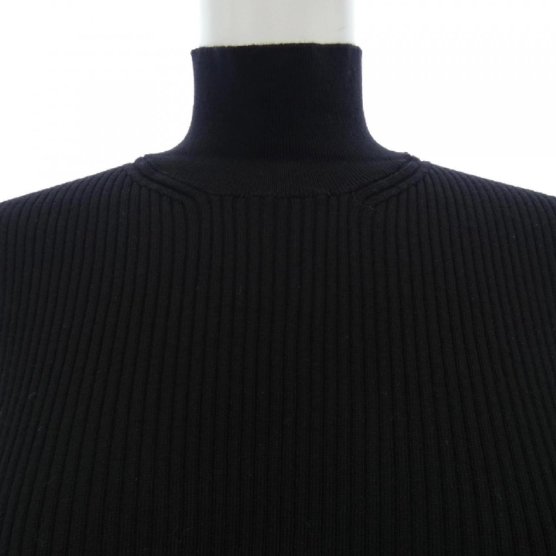 【Đối tượng phiếu giảm giá】Áo len PRADA 645274