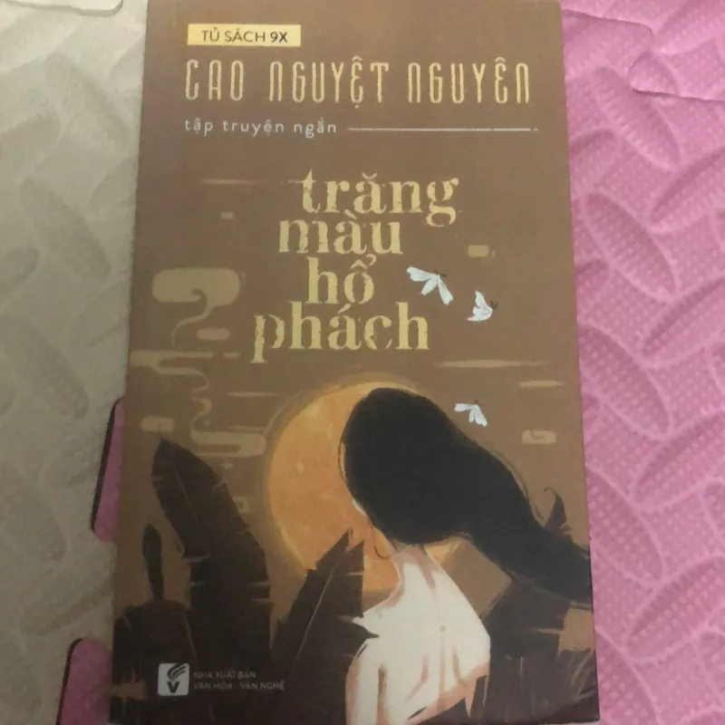 Trăng màu hổ phách - Cao Nguyệt Nguyên 593578