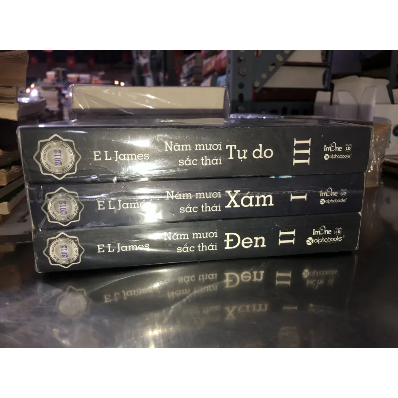 Năm mươi sắc thái - E L James 1027398