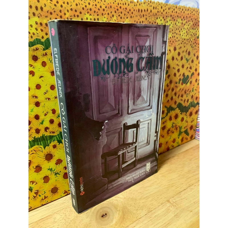 Cô Gái Chơi Dương Cầm - Elfriede Jelinek 541934