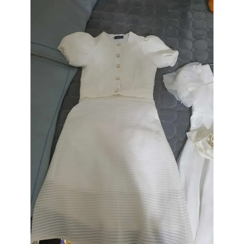 Đồ đã qua sử dụng hoặc còn mới 733110