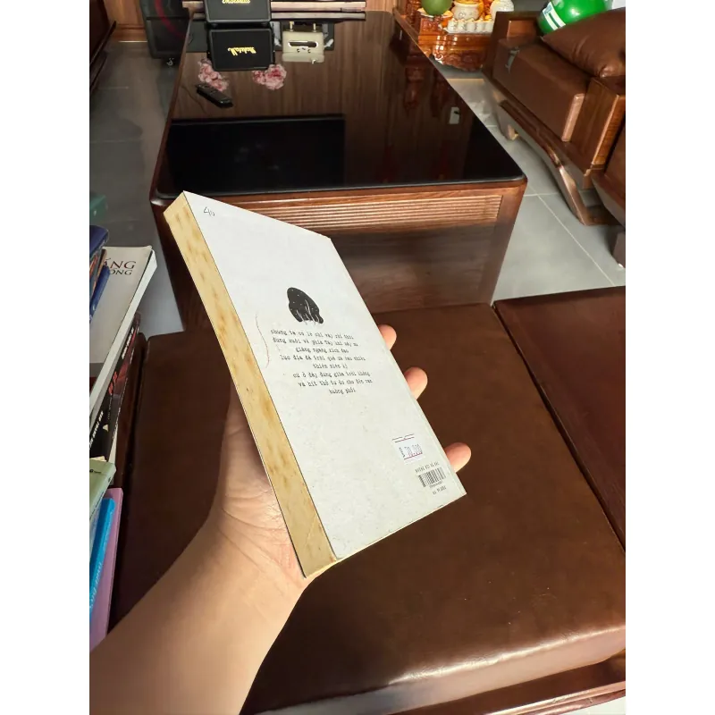 Những Rời Và Rạc” – Khương Hà 985956