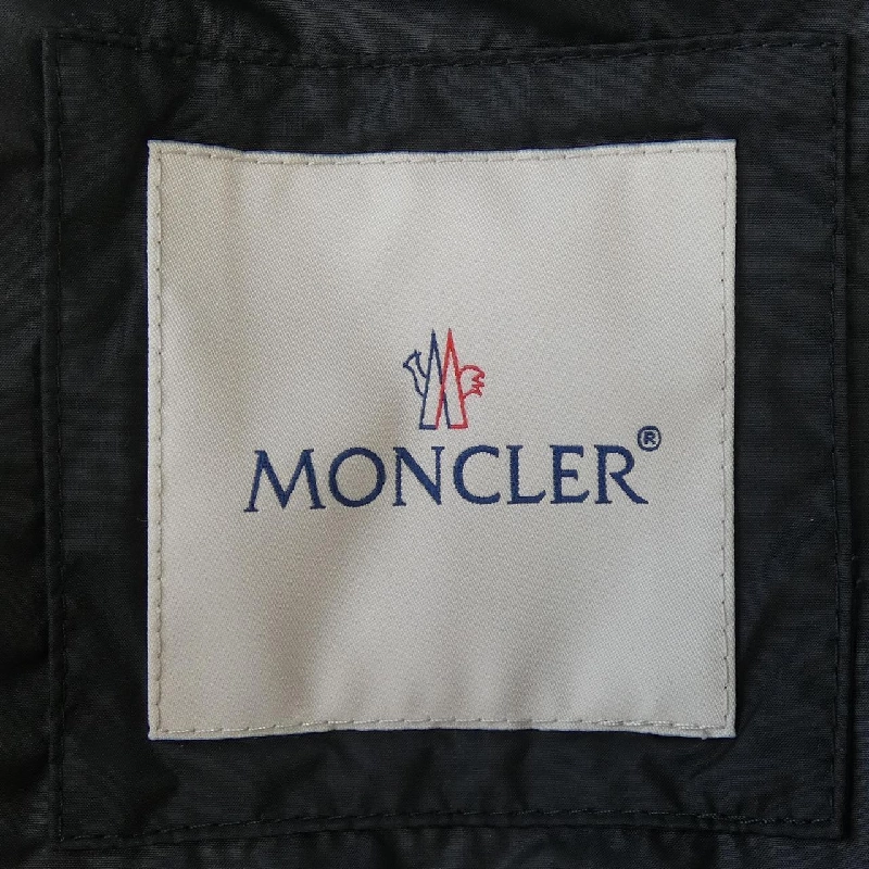 Áo khoác MONCLER FEGEO - Hàng hiệu Chính hãng 822512