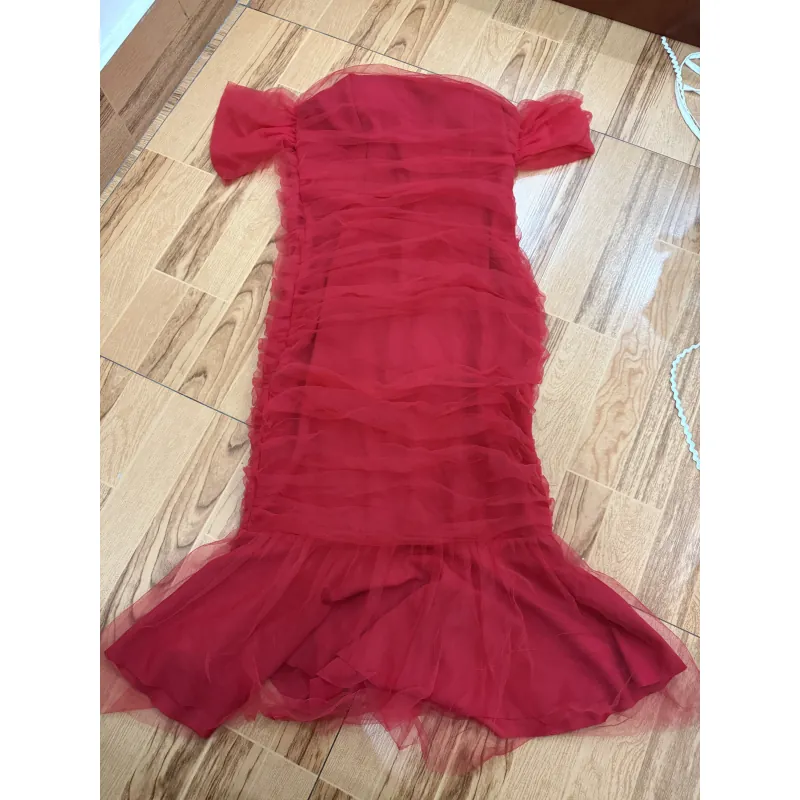 Đầm đỏ dự tiệc trễ vai 999956