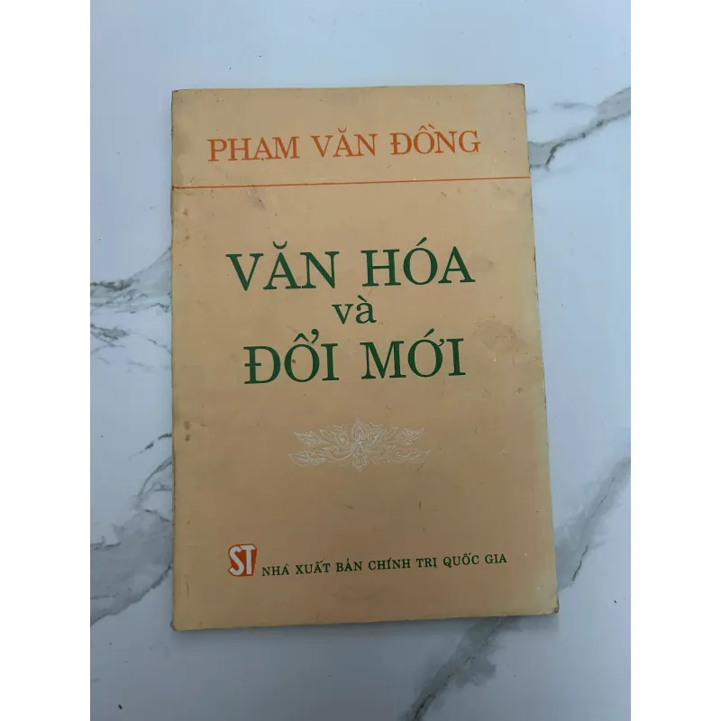 Văn hoá và đổi mới – Phạm Văn Đồng 718276