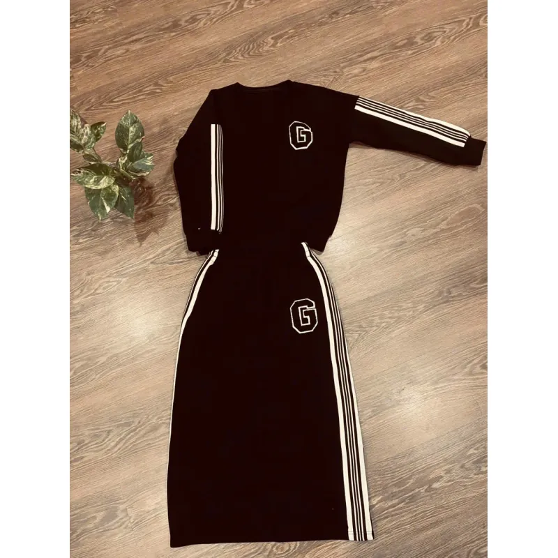 Bộ chân váy nỉ thời trang size M 960514