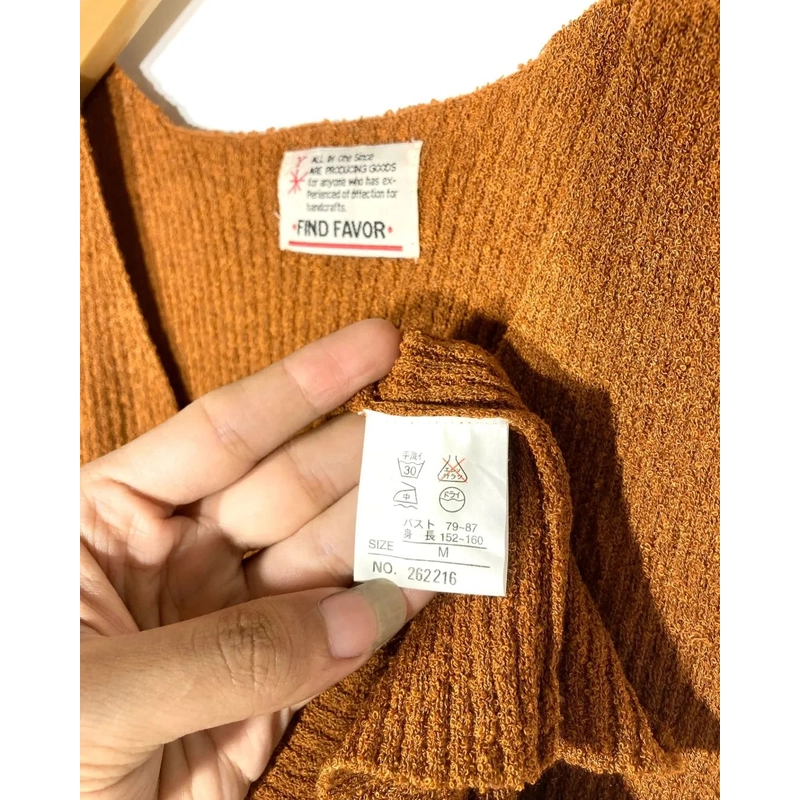 Áo Tanktop Mongtoghi Nhật
Size S M
 462615