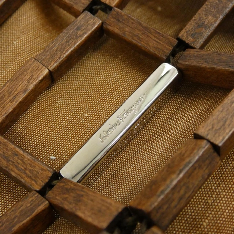 Túi xách vai Salvatore Ferragamo 21 0251 - Hàng hiệu Chính hãng 770374