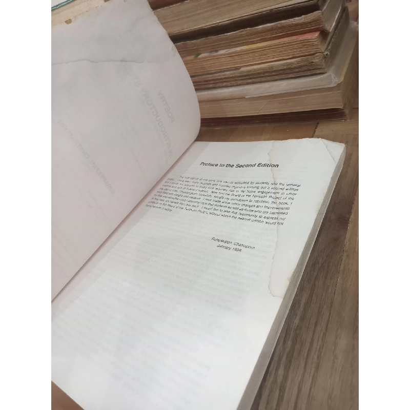 Poetry: An introductory study - Surapeepan Chatraporn 1023633