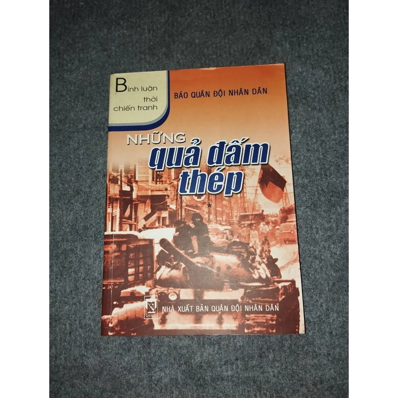NHỮNG QUẢ ĐẤM THÉP 494544