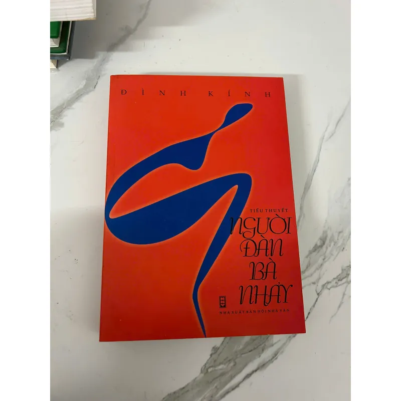 Người đàn bà nhảy - Đình Kính 780001