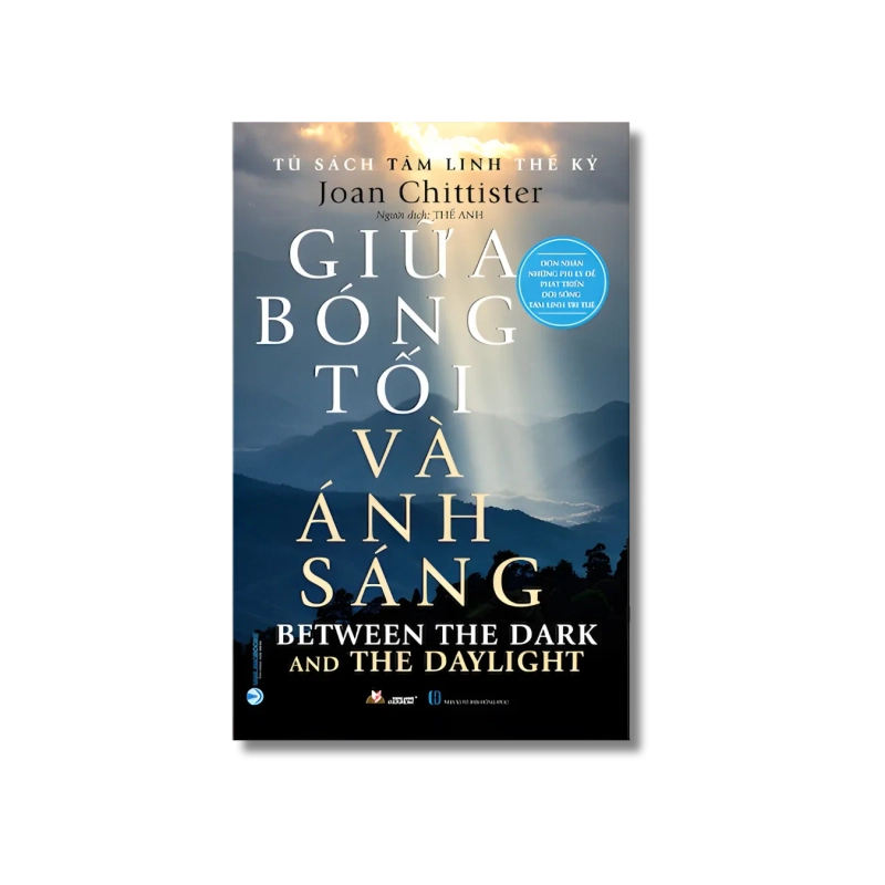 Giữa bóng tối và ánh sáng - Joan Chittister 724356