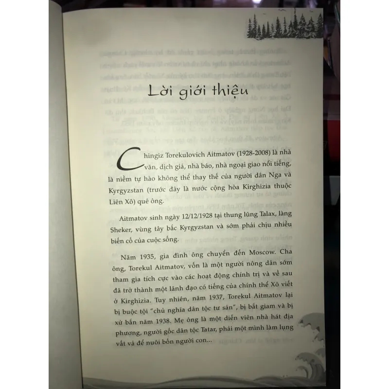 Con tàu trắng - Chinghiz Aitmatov 972709