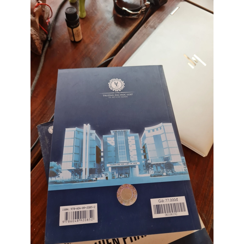 Thanh lý bộ sách luật 505861