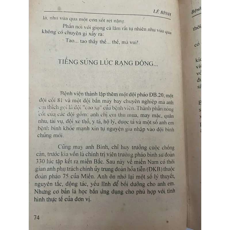 Bệnh viện đánh giặc — Đại tá Lê Bình - có chữ ký 1023795