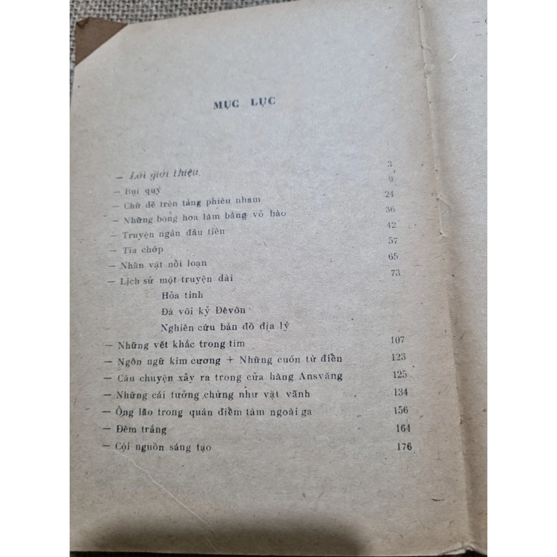 Bông hồng vàng , Kim Ân (Vũ Thư Hiên) dịch  357526