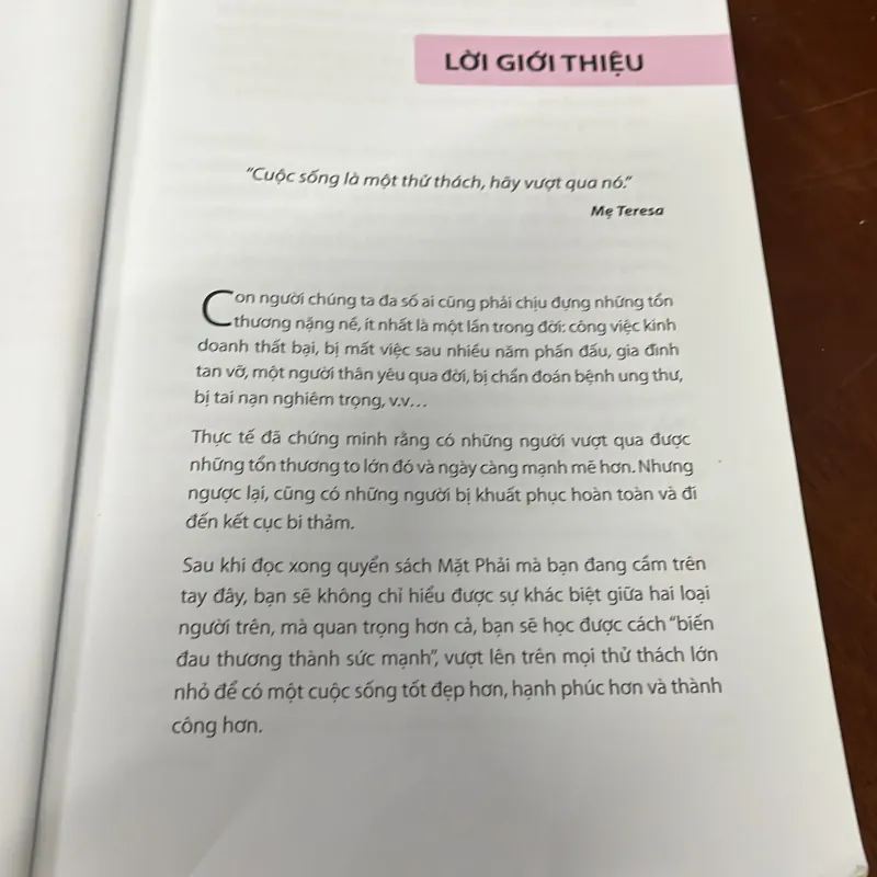 Mặt phải- đi tìm những cơ hội trong cuộc spongs Adam J Jackson 759236