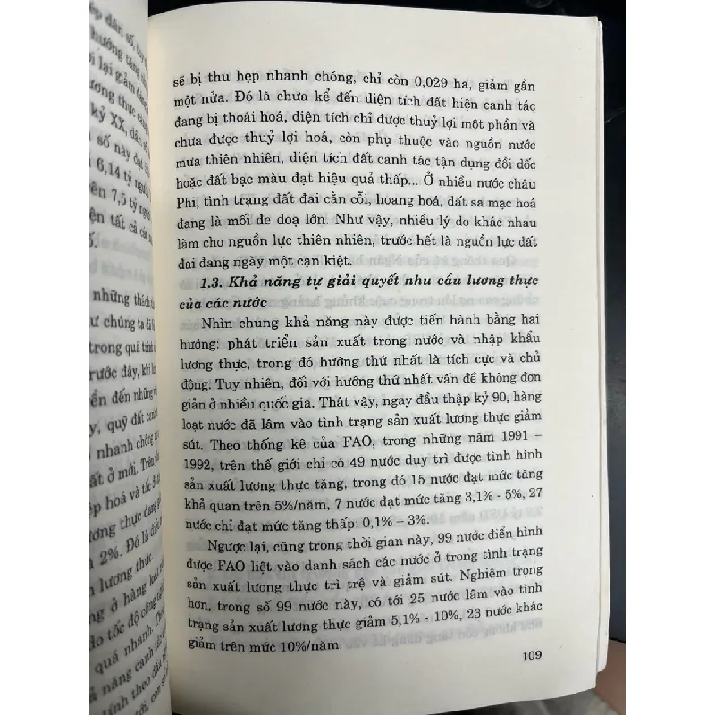 Lúa gạo Việt Nam trước thiên niên kỷ mới hướng xuất khẩu - TS. Nguyễn Trung Vãn 722345