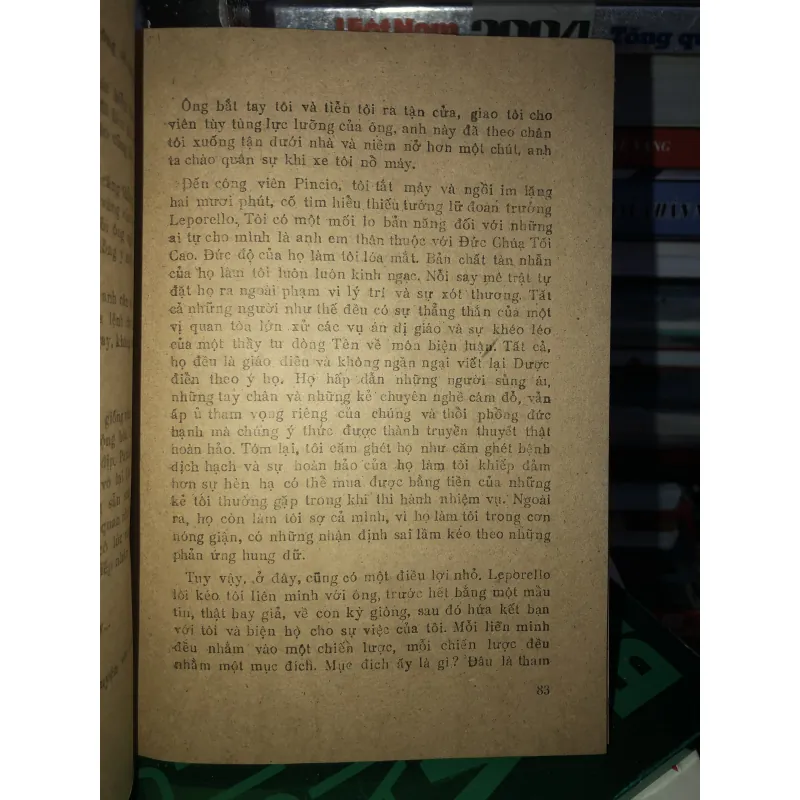 Con kỳ giông - Morris West  785895