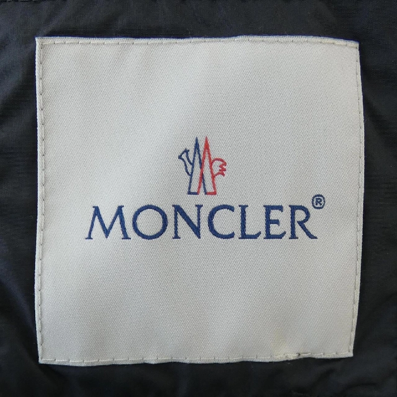Áo khoác MONCLER FEGEO - Hàng hiệu Chính hãng 822519