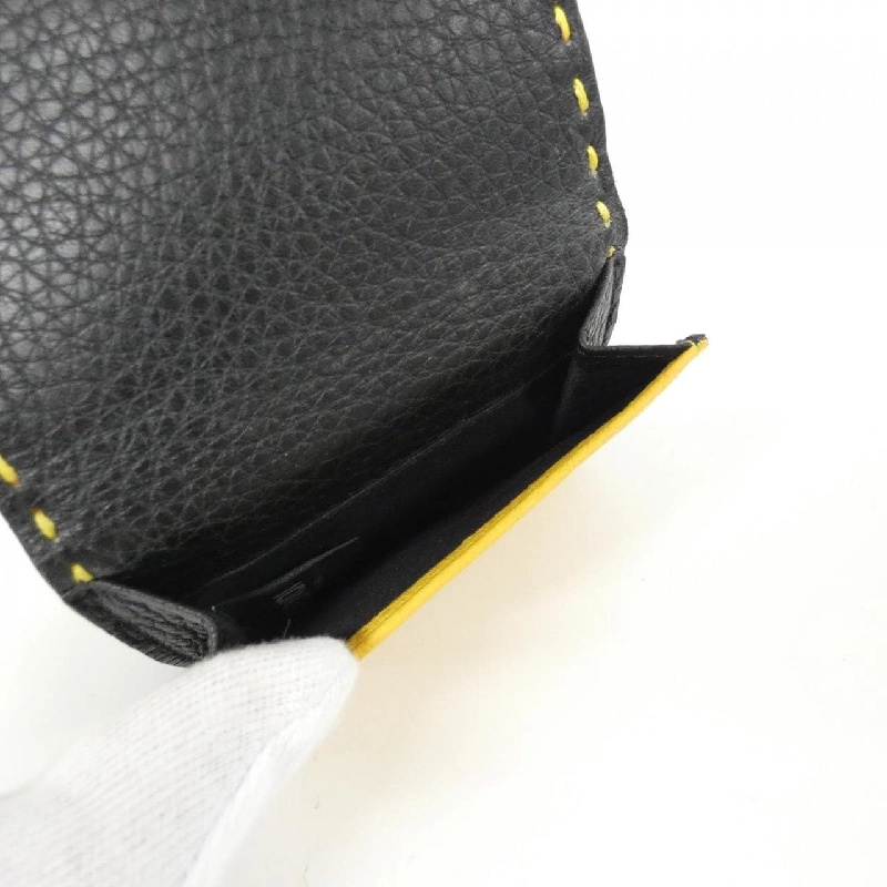 Ví Fendi 7M0280 O72 621837