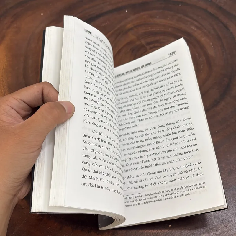 I Lịch Sử: Bí Mật Chôn Vùi Sự Thật Tàn Bạo - Trịnh Lữ (Dịch) - Chu Lai (Giới Thiệu) - 2003 1010424