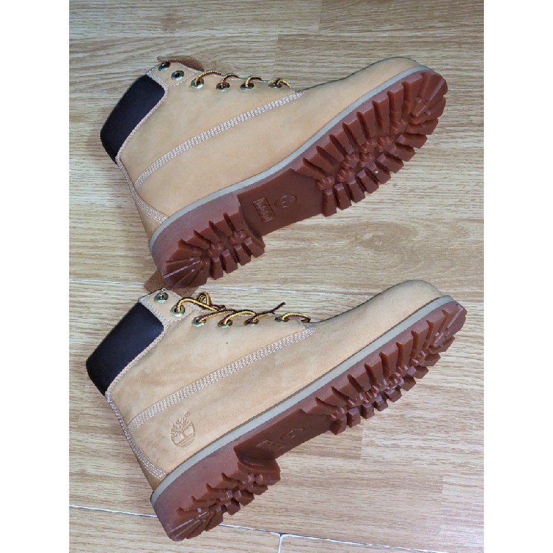 Timberland size 40. Giá 1.500.000 vnđ. Mới 100%. LH: 034510113 tám 19567