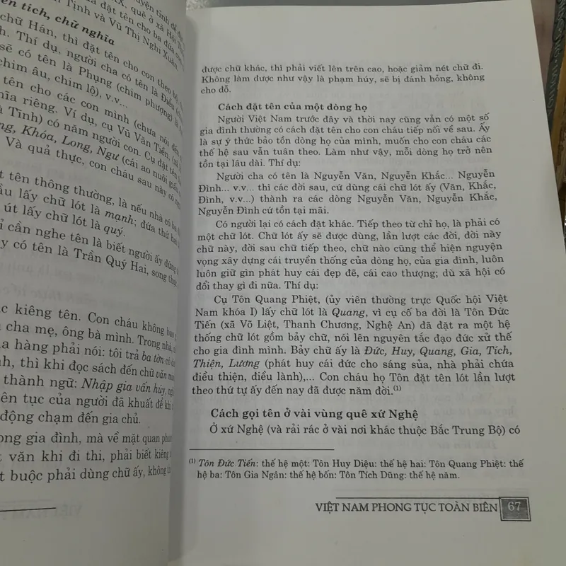 VIỆT NAM PHONG TỤC TOÀN BIÊN - VŨ NGỌC KHÁNH 712381