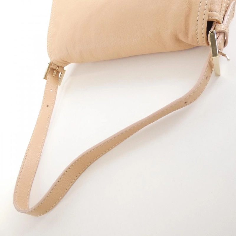 Túi xách vai Fendi Mamma Baguette 8BR001 LPQ - Hàng hiệu Chính hãng 767685