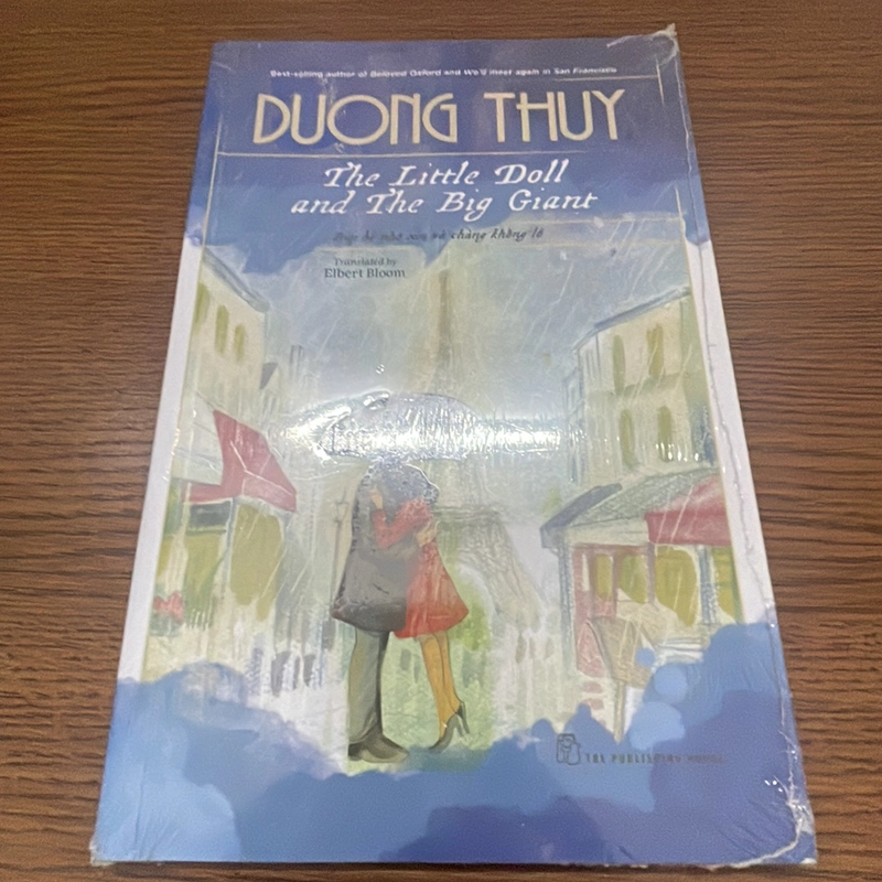 The little doll and the big giant Duong Thuy 358511