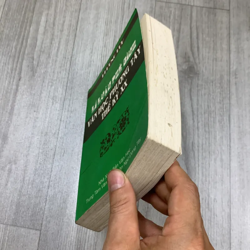 Lý luận phê bình văn học phương tây thế kỷ xx - phương lựu. 2b3 1009533