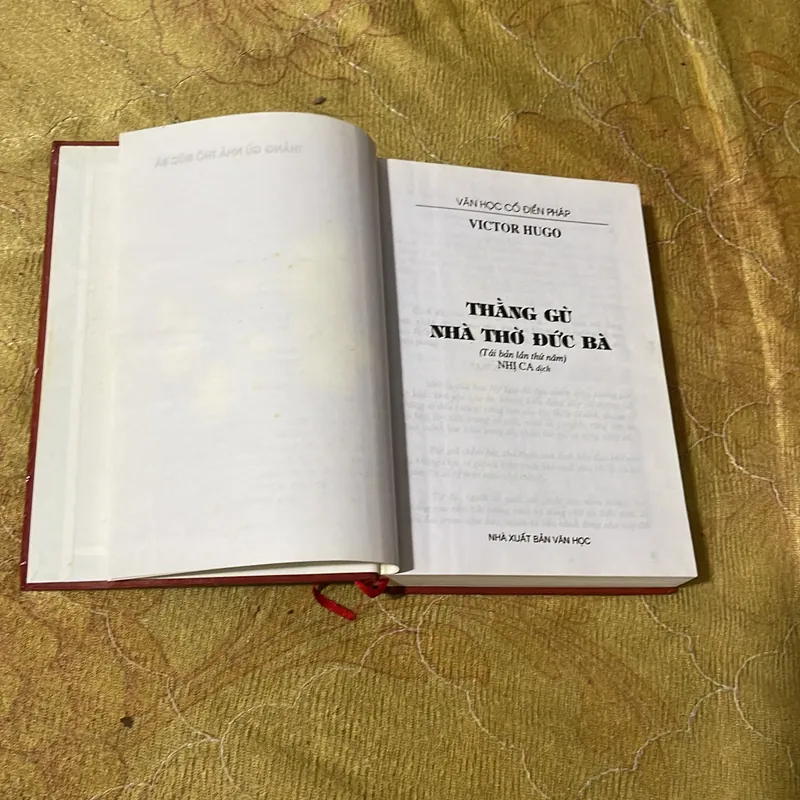 COMBO VICTOR HUGO- NHỮNG NGƯỜI KHỐN KHỔ- THẰNG GÙ NHÀ THỜ ĐỨC BÀ (a) 720640