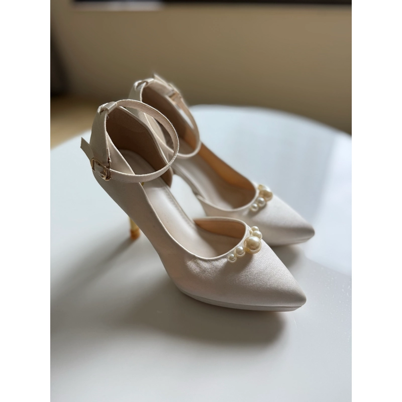 Giày nữ size 36 541104