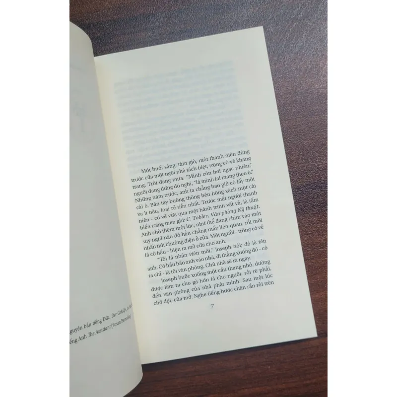 Tập truyện Người Phụ Tá - Robert Walser - Sách mới 1011065