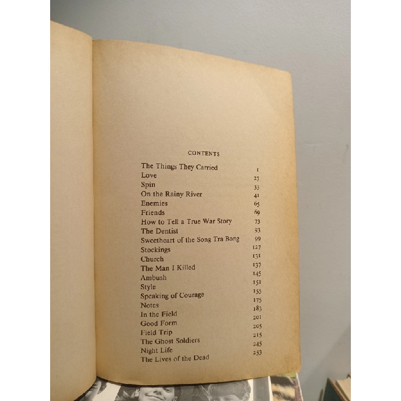 The Things They Carried - Tim O'Brien 452441