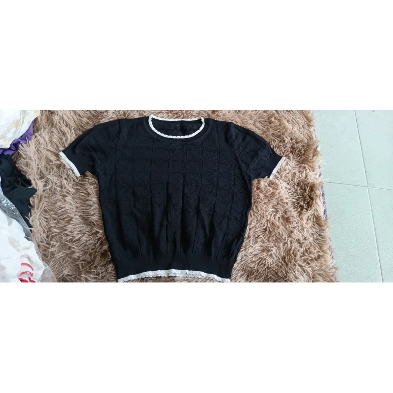 Áo kiểu nữ đa dạng mẫu mã, màu sắc, chất liệu 973650