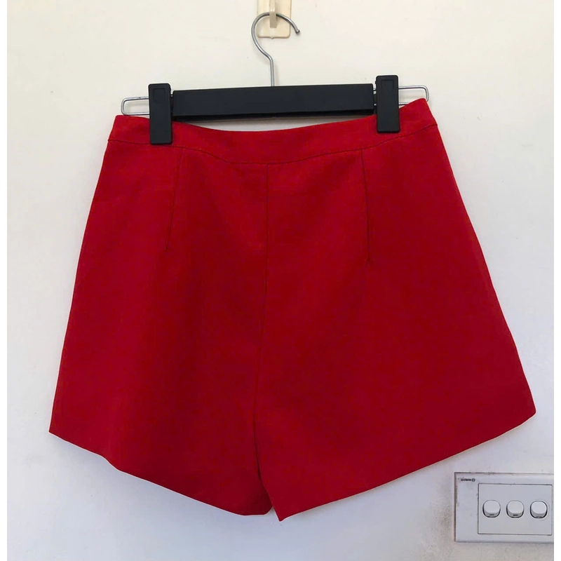 Quần sóc nữ màu đỏ 528926